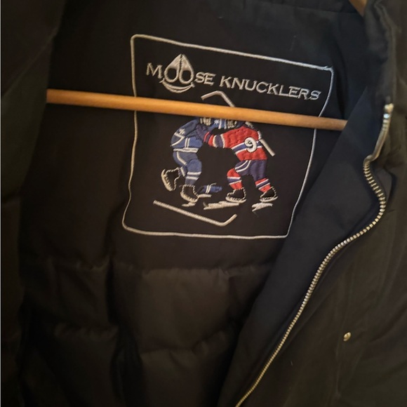 Moose knuckles Girls black winter bomber jacket - Picture 5 of 11